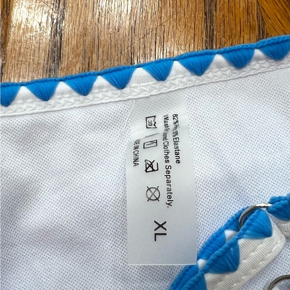 BIKINX Womens Swimsuits Sexy Brazilian Floral bikini. Size Xl - Picture 5 of 9